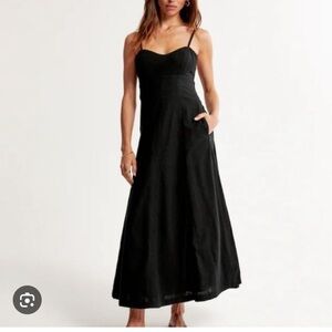 Linen sweetheart midi dress with pockets!